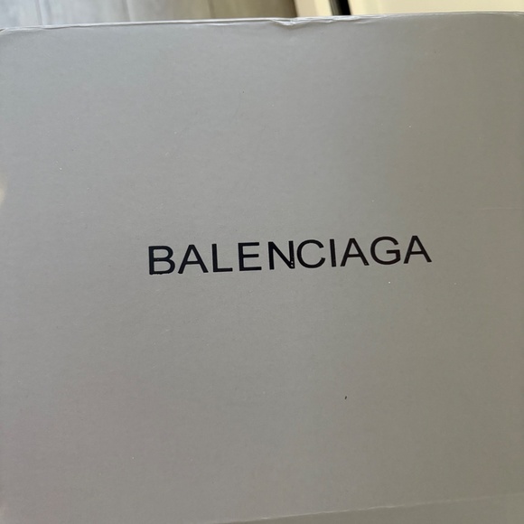 Balenciaga Women’s Hourglass Handbag - Picture 7 of 9